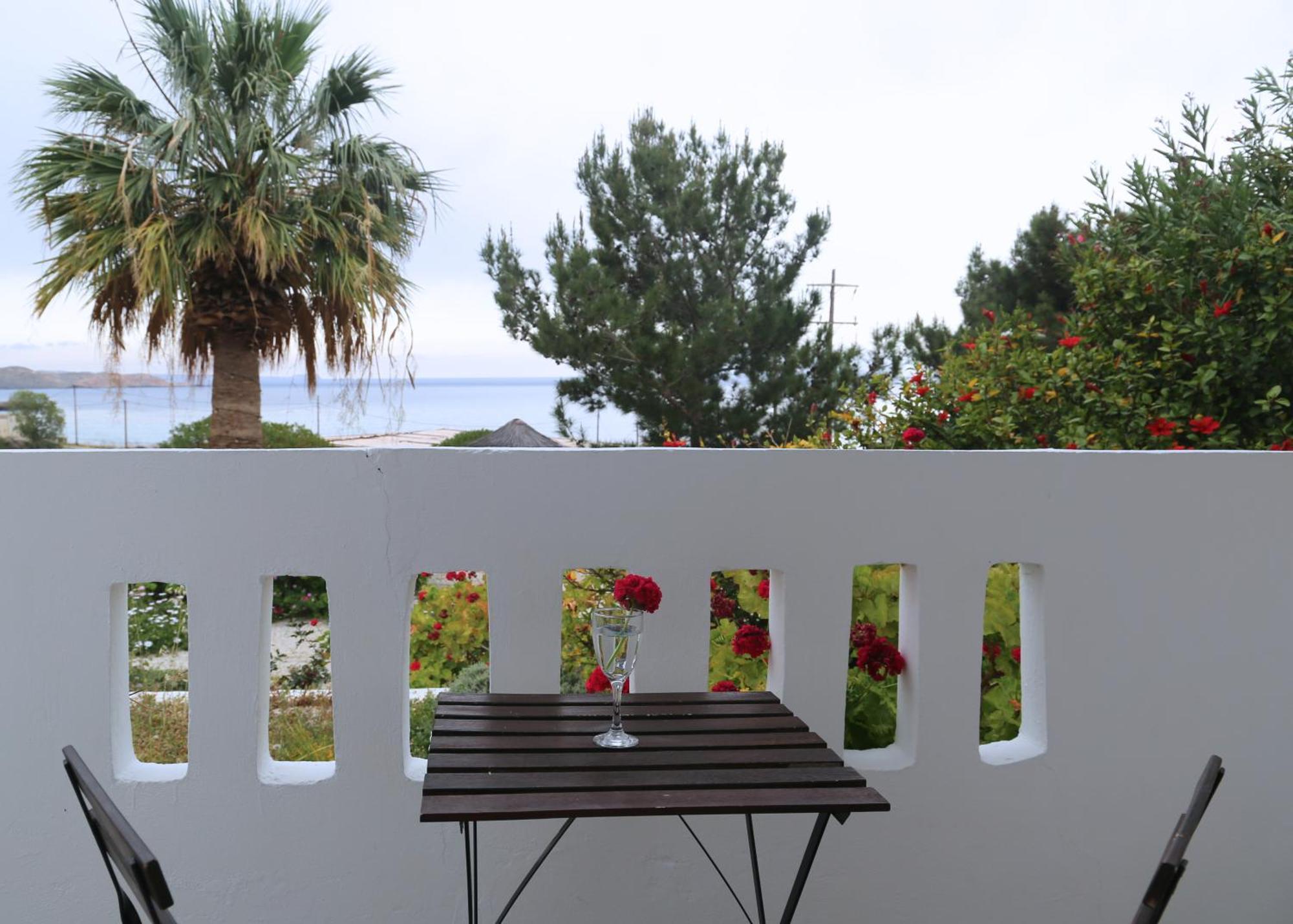 Kathys Island Retreat Aparthotel Adia Екстериор снимка